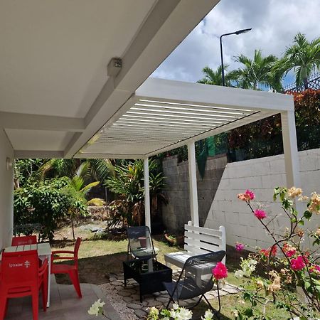 F2 Rez De Jardin Carbet Appartement Le Carbet Buitenkant foto